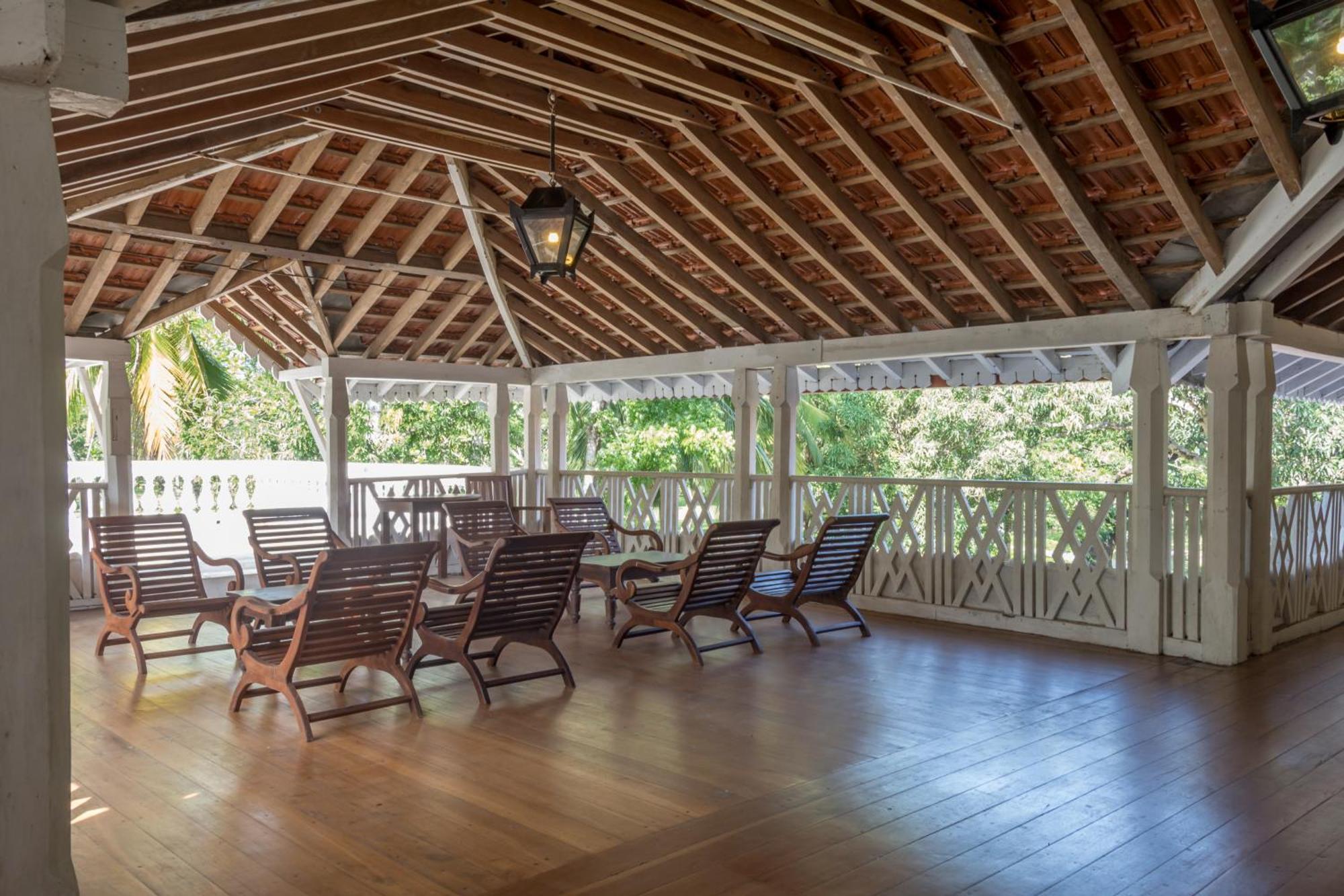 The Sanctuary At Tissawewa Hotel Anuradhapura Exterior photo